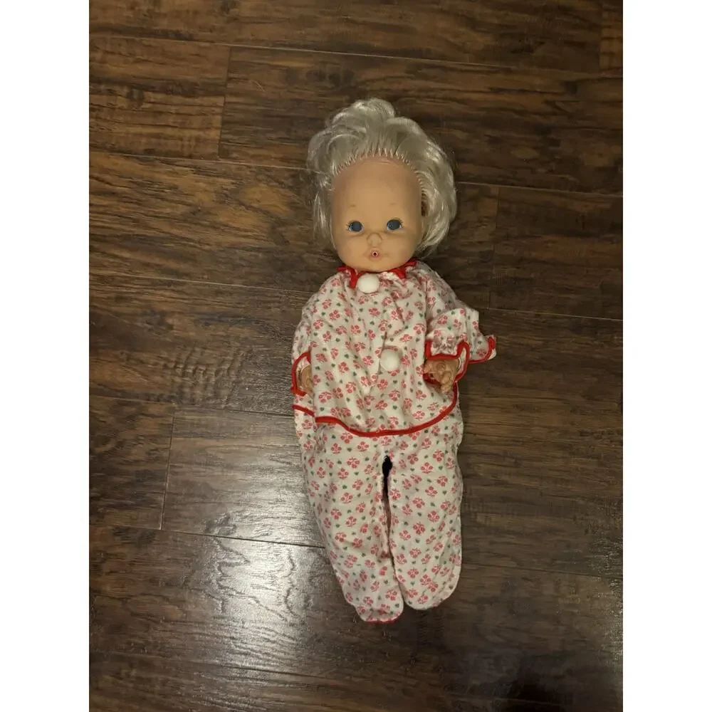 VTG 1969 Mattel Tender Love Rubber Baby Doll Drinks and Wets Blonde Blue Eyes